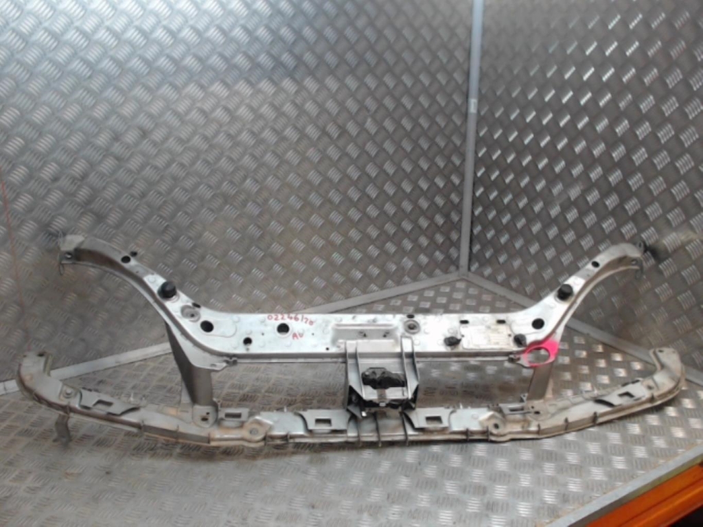 Armature avant, Masque avant