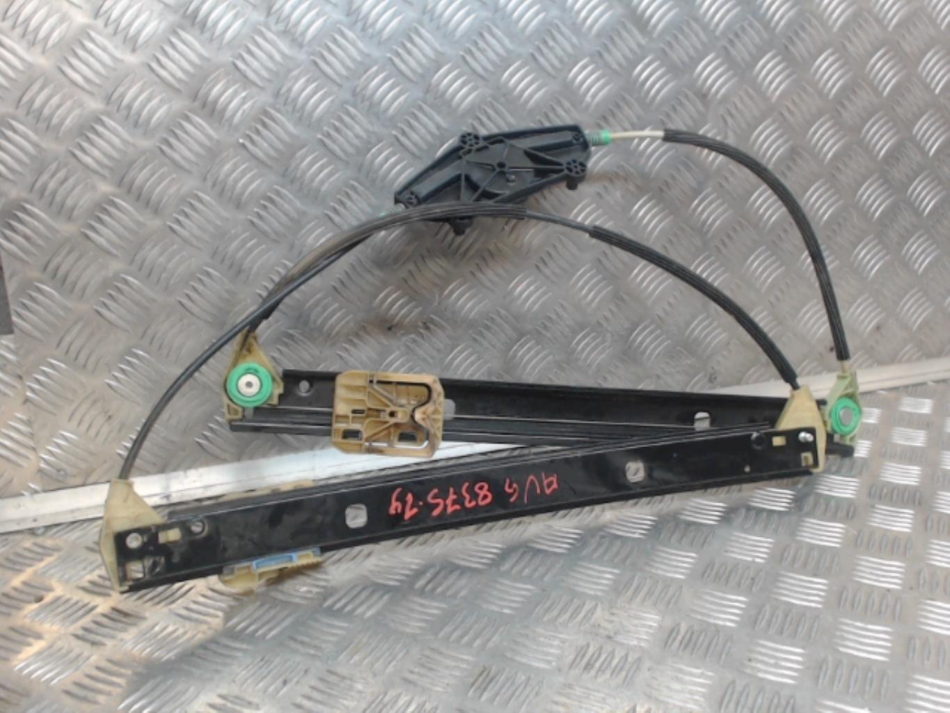 Leve vitre electrique avant gauche