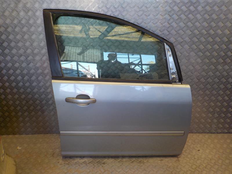 Porte avant droit