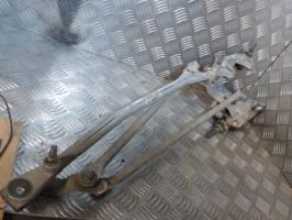 Moteur essuie glace avant