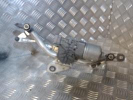 Moteur essuie glace avant
