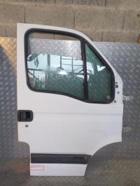 Porte avant droit