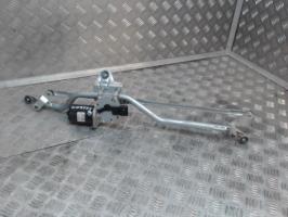 Motor de limpiaparabrisas delantero