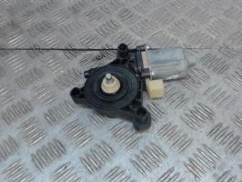 Moteur essuie glace avant droit