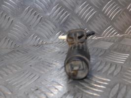 Pompe lave glace avant