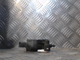 Pompe lave glace avant