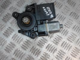 Moteur leve vitre arriere droit