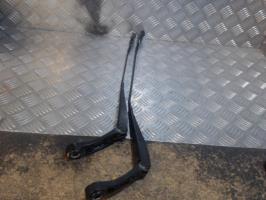 Limpiaparabrisas delantero