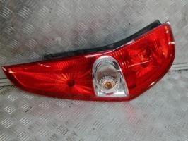 Fanale posteriore principale sinistro (luci)