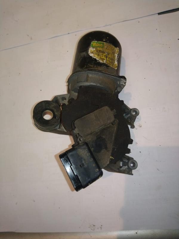 Moteur essuie glace avant