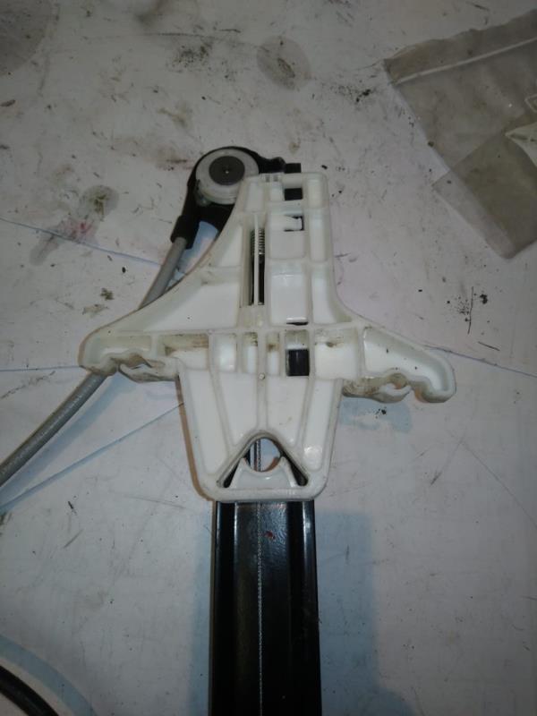 Mecanisme de leve vitre electrique arriere droit