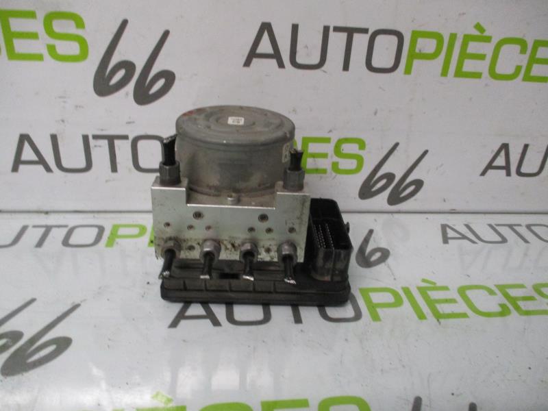 Blocco ABS (antibloccaggio freni)
