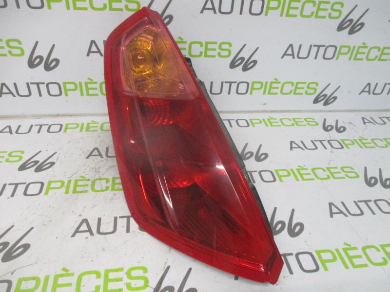 Fanale posteriore principale sinistro (luci)