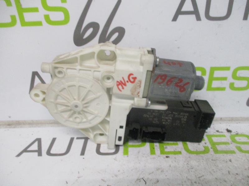 Moteur leve vitre avant gauche