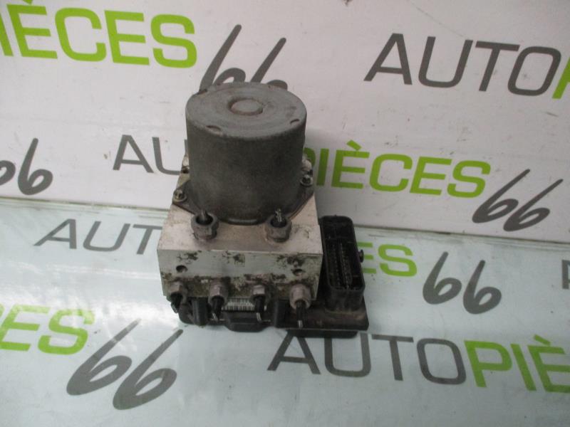 Blocco ABS (antibloccaggio freni)