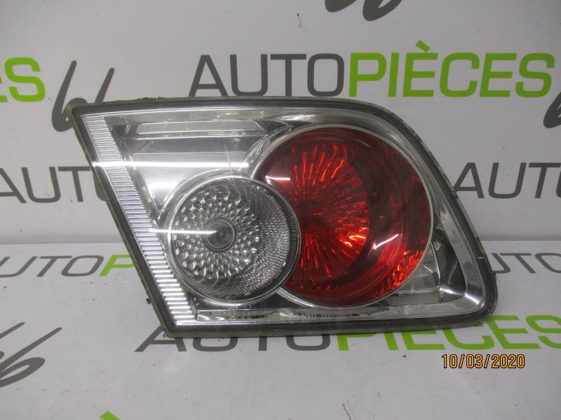 Luz trasera secundaria izquierda (luces)