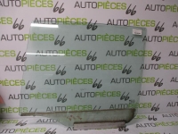 Vetro posteriore sinistro
