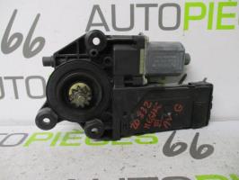 Motore alzacristalli anteriore sinistro