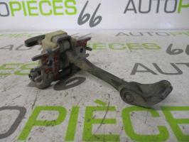 Arret de porte avant droit