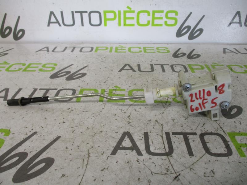Attuatore chiavistello sportello carburante