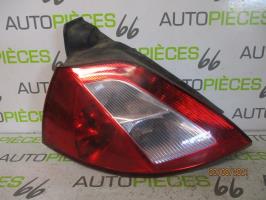 Fanale posteriore principale sinistro (luci)