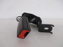 Attache ceinture arriere gauche