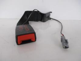 Attache ceinture arriere droit