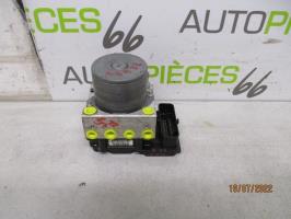 Blocco ABS (antibloccaggio freni)