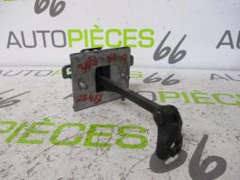 Arresto portiera anteriore destra