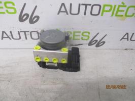 Blocco ABS (antibloccaggio freni)