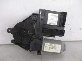 Moteur leve vitre avant gauche