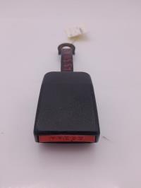 Attache ceinture avant droit