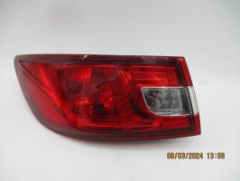 Fanale posteriore principale sinistro (luci)