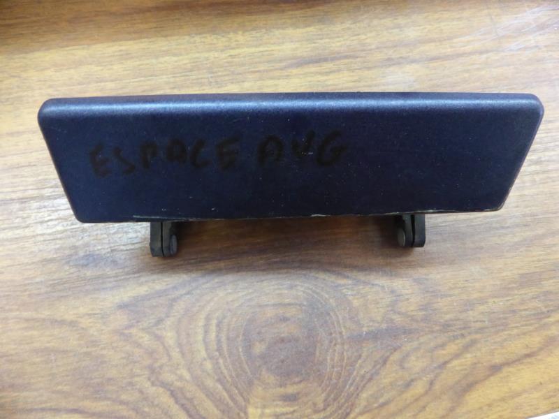 Poignee porte avant gauche