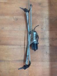 Moteur essuie glace avant