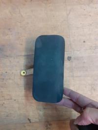 Poignee porte avant gauche
