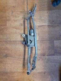 Moteur essuie glace avant