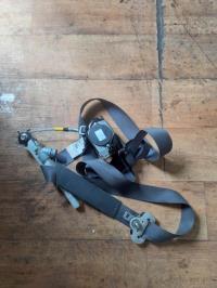 Ceinture avant gauche