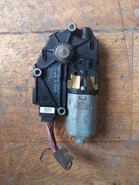 Moteur toit ouvrant