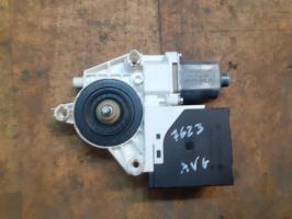 Moteur leve vitre avant gauche