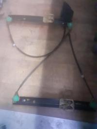 Mecanisme de leve vitre electrique avant gauche