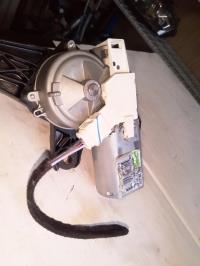 Moteur essuie glace arriere