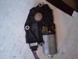 Moteur toit ouvrant