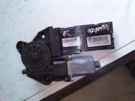 Moteur leve vitre avant gauche