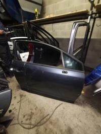 Porte avant droit
