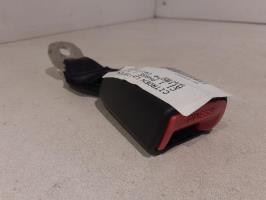 Attache ceinture arriere droit