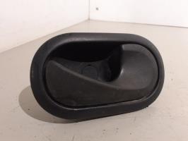 Poignee interieur avant droit