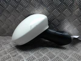 Specchietto retrovisore destro