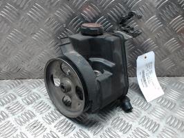 Pompa sterzo