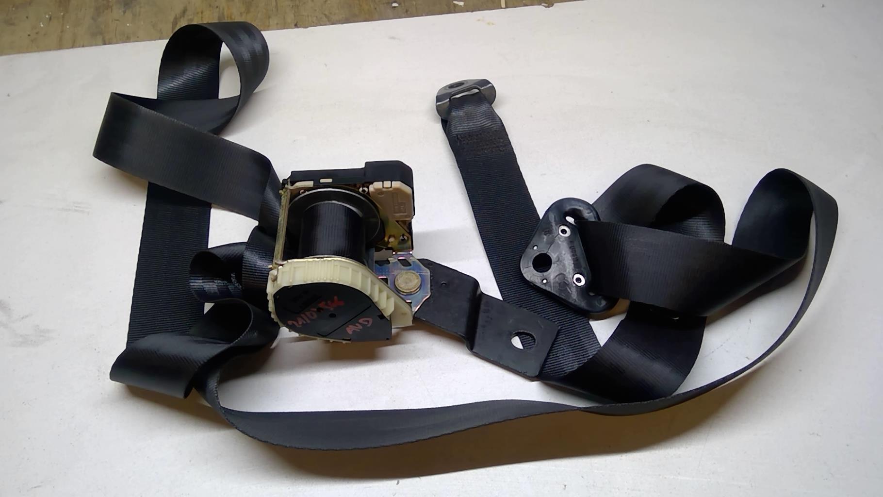 Ceinture avant droit
